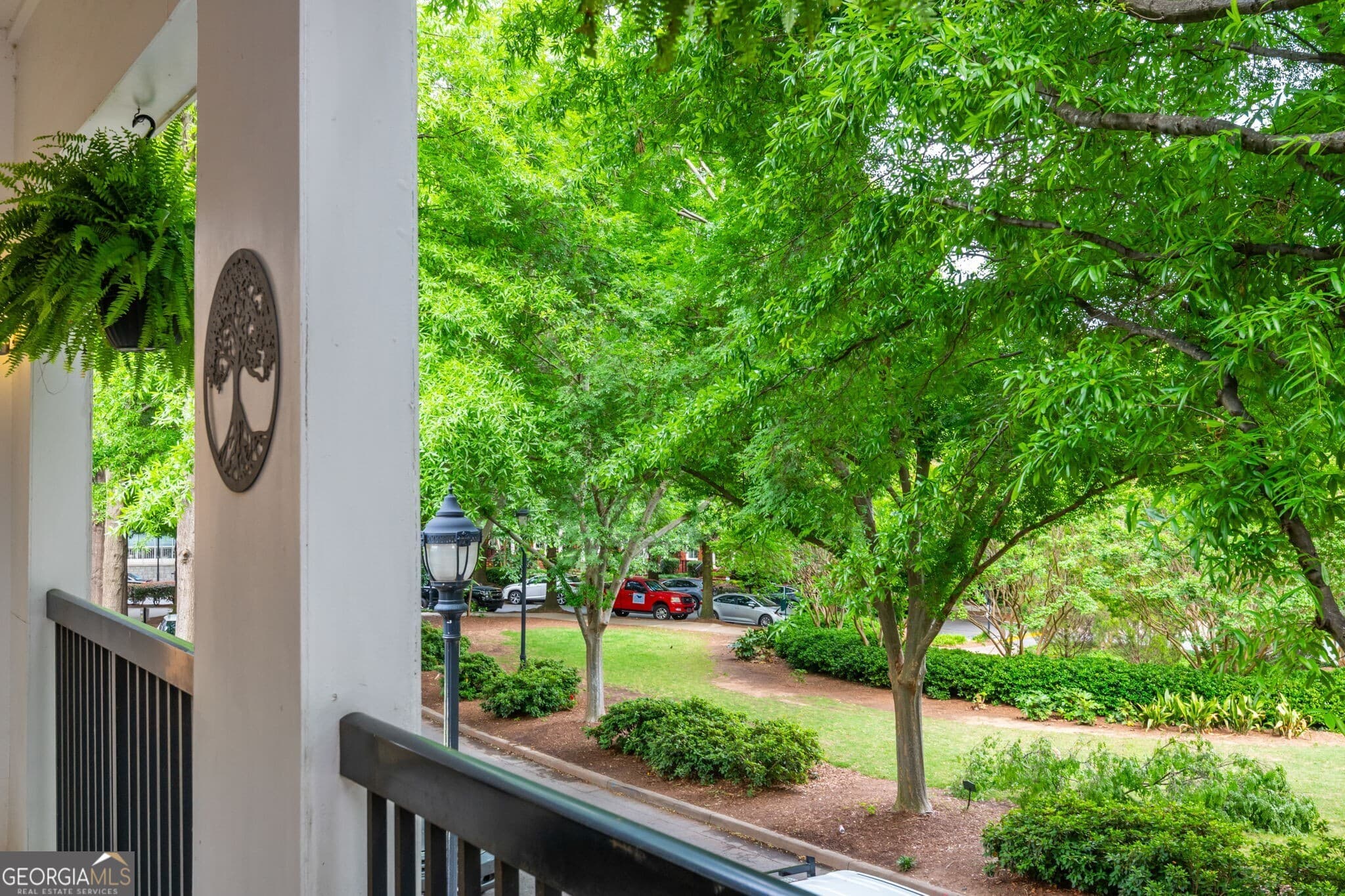 2 bedroom, 2 bathroom, 1,191 sq ft condominium for sale at 870 Inman Village Parkway 201, Atlanta, GA 30307 — photo 3