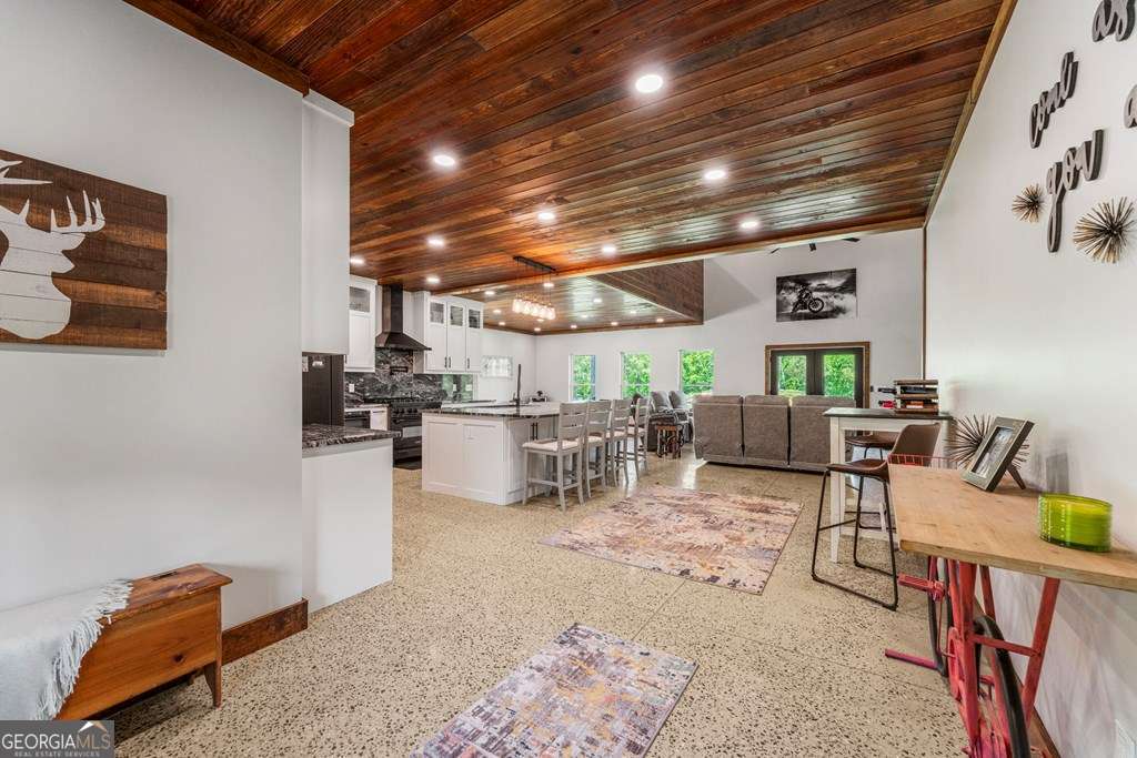 3 bedroom, 3.5 bathroom, 3,668 sq ft single family residence for sale at 795 Hunter Road, Cataula, GA 31804 — photo 2