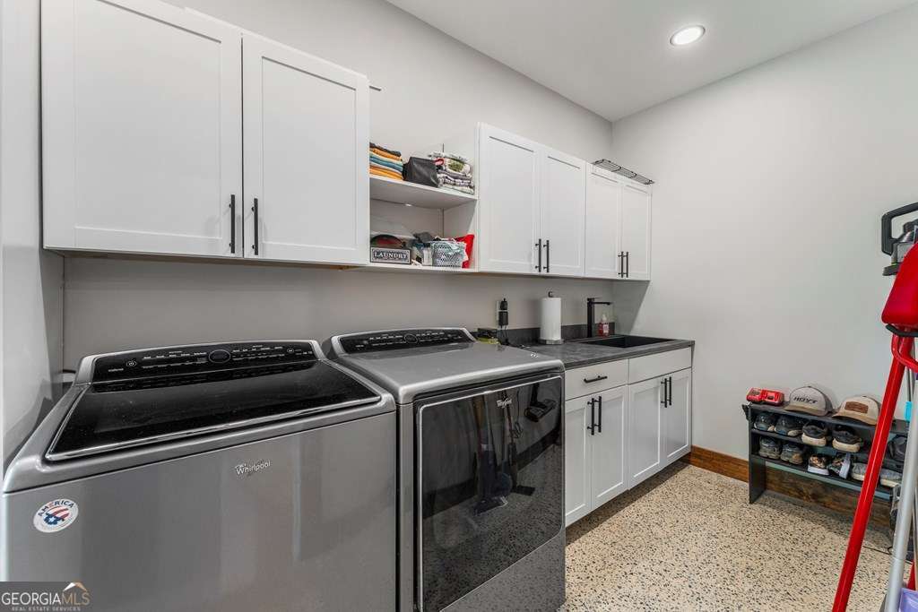 3 bedroom, 3.5 bathroom, 3,668 sq ft single family residence for sale at 795 Hunter Road, Cataula, GA 31804 — photo 10