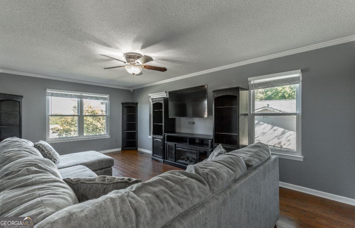 3 bedroom, 2 bathroom, 2,010 sq ft single family residence under contract at 621 Lee Drive, Ringgold, GA 30736 — photo 6