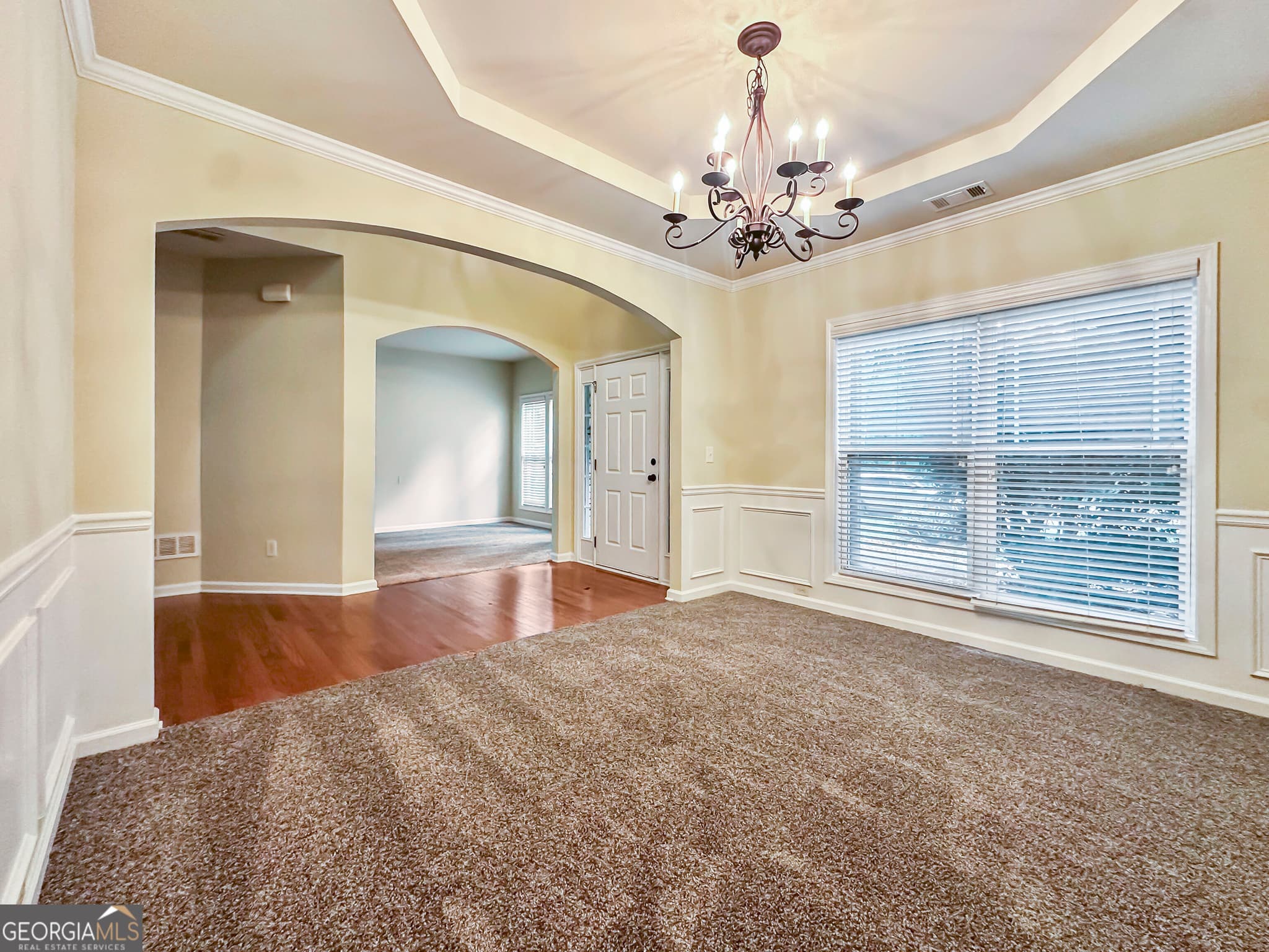 4 bedroom, 2.5 bathroom, 2,724 sq ft single family residence for sale at 1091 Forest Creek Drive, Canton, GA 30115 — photo 7