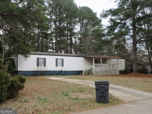 2 bedroom, 2 bathroom, 1,316 sq ft manufactured home,single family residence for sale at 269 Lakeview Drive, Locust Grove, GA 30248 — photo 2