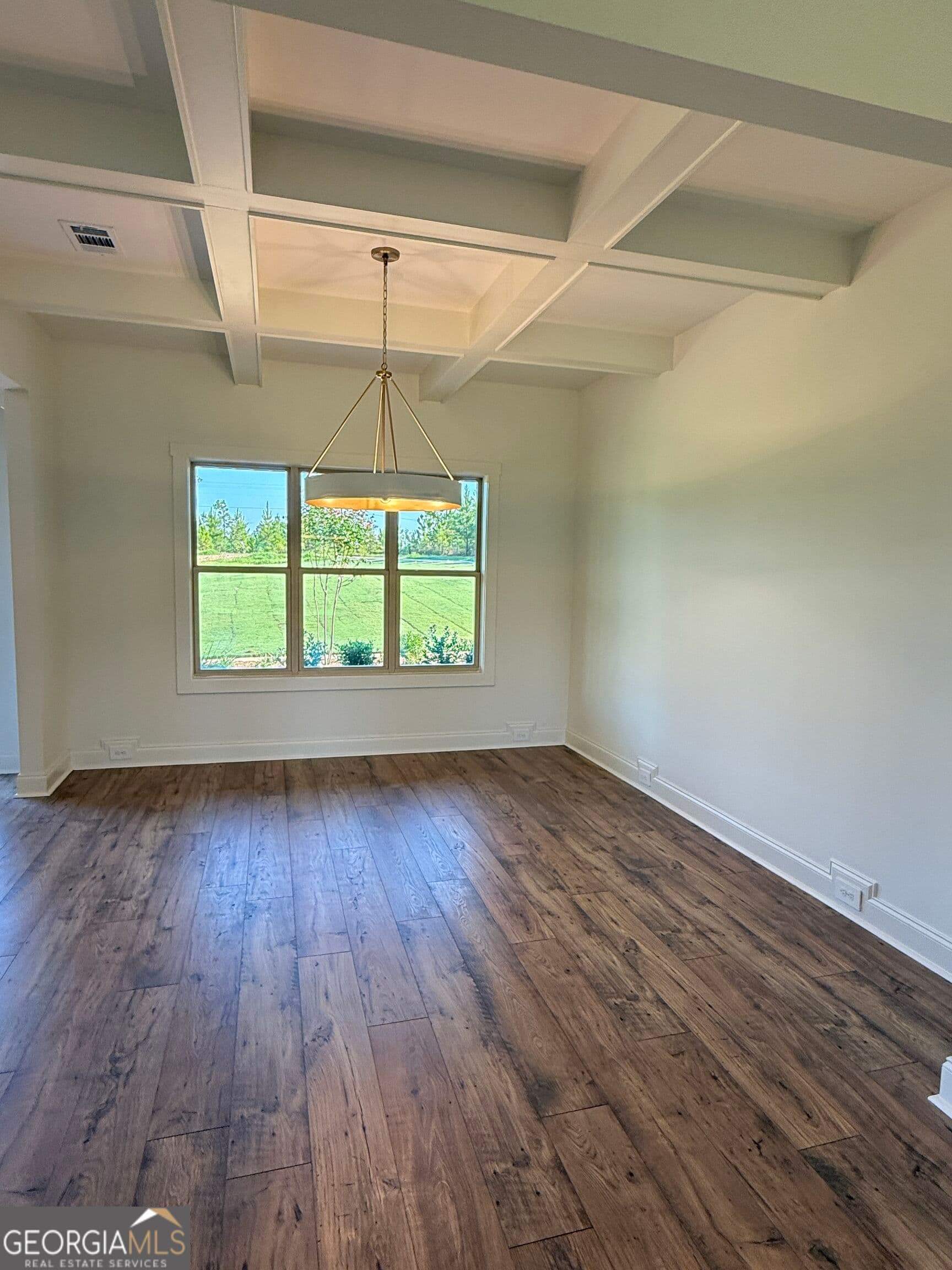 4 bedroom, 3.5 bathroom, 3,017 sq ft single family residence under contract at 823 Hopewell Road, Forsyth, GA 31029 — photo 7