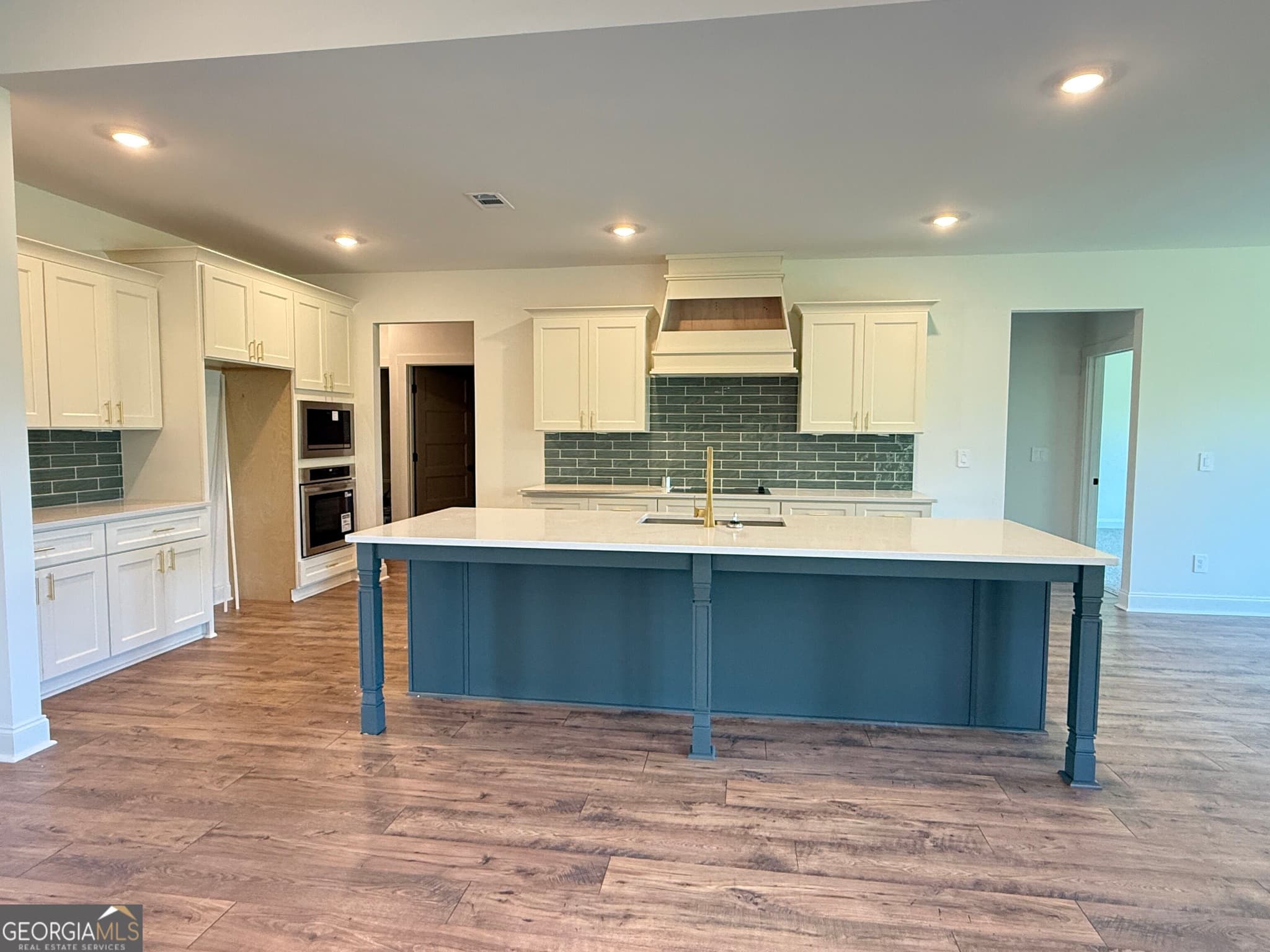 4 bedroom, 3.5 bathroom, 3,017 sq ft single family residence under contract at 823 Hopewell Road, Forsyth, GA 31029 — photo 5
