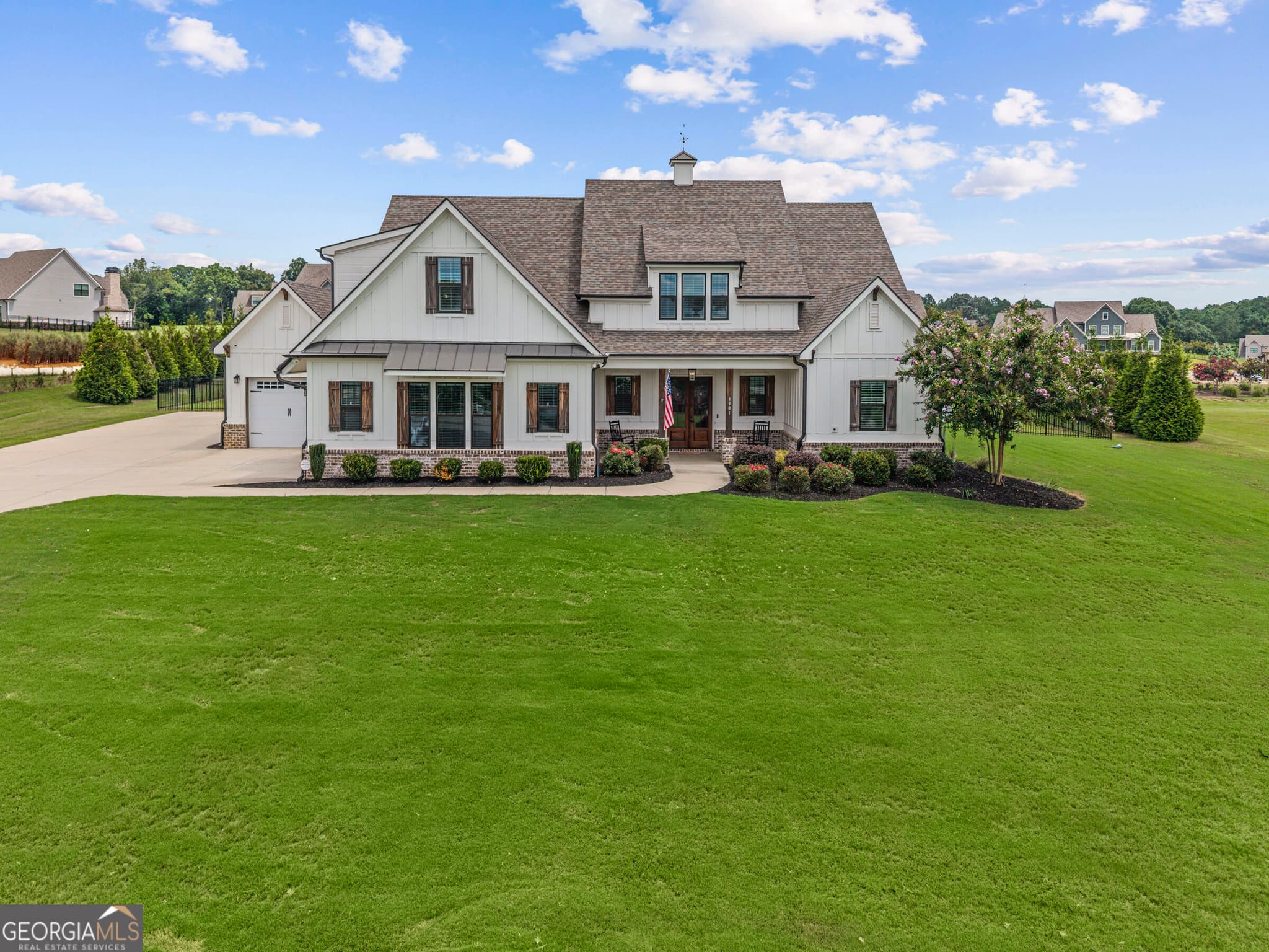 5 bedroom, 4.5 bathroom, 4,355 sq ft single family residence for sale at 1901 Askew Road, Greensboro, GA 30642 — photo 4