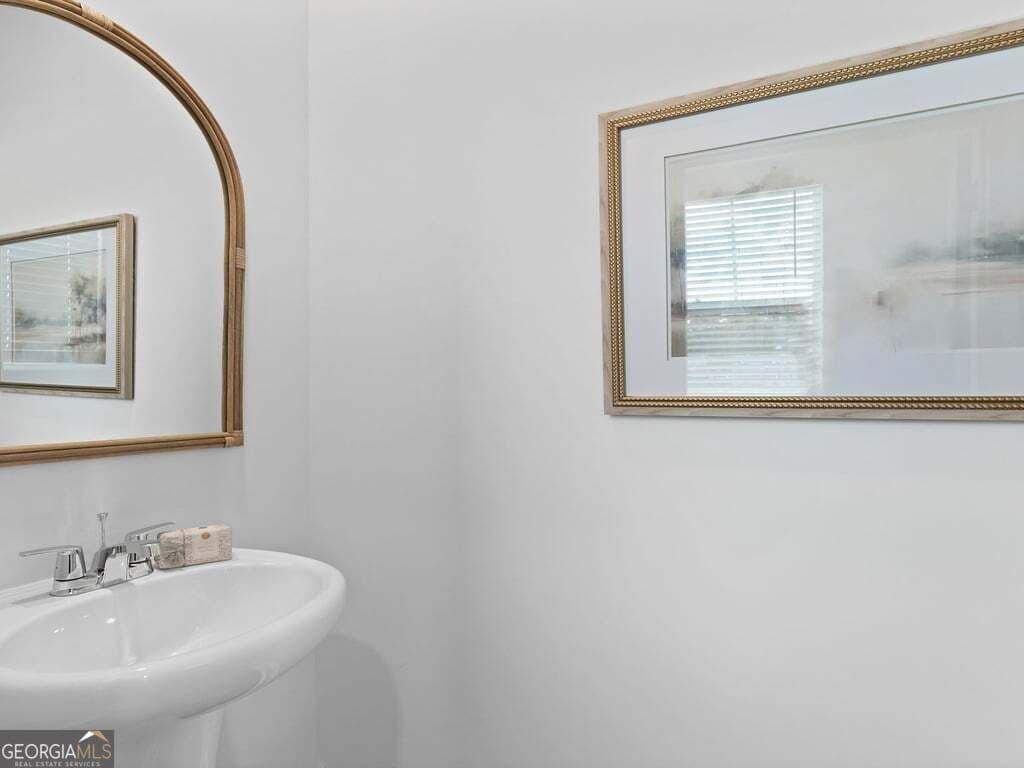 4 bedroom, 2.5 bathroom, 2,396 sq ft single family residence for sale at 242 Hammersmith Landing, Brunswick, GA 31525 — photo 7