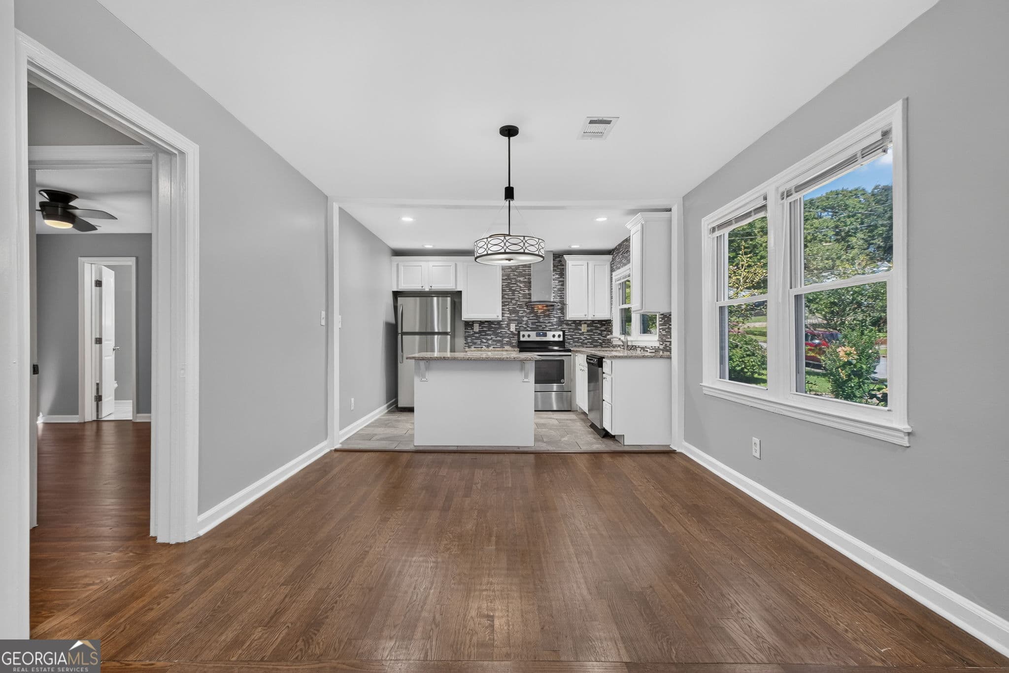 3 bedroom, 2 bathroom, 1,127 sq ft single family residence for sale at 308 Maple Street, Hapeville, GA 30354 — photo 9