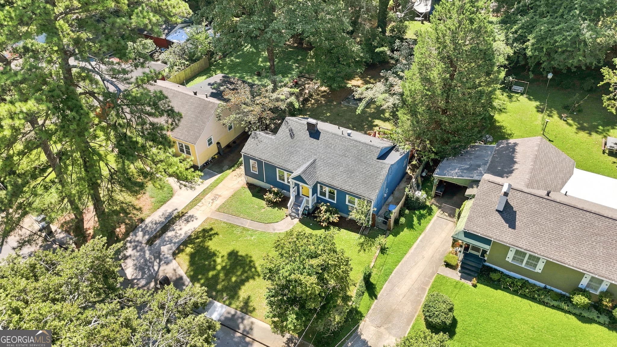 3 bedroom, 2 bathroom, 1,127 sq ft single family residence for sale at 308 Maple Street, Hapeville, GA 30354 — photo 4