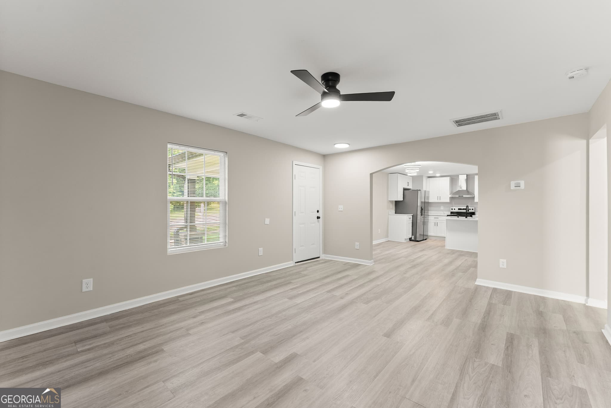3 bedroom, 2 bathroom, 1,148 sq ft single family residence for sale at 239 E Currahee Street, Toccoa, GA 30577 — photo 7