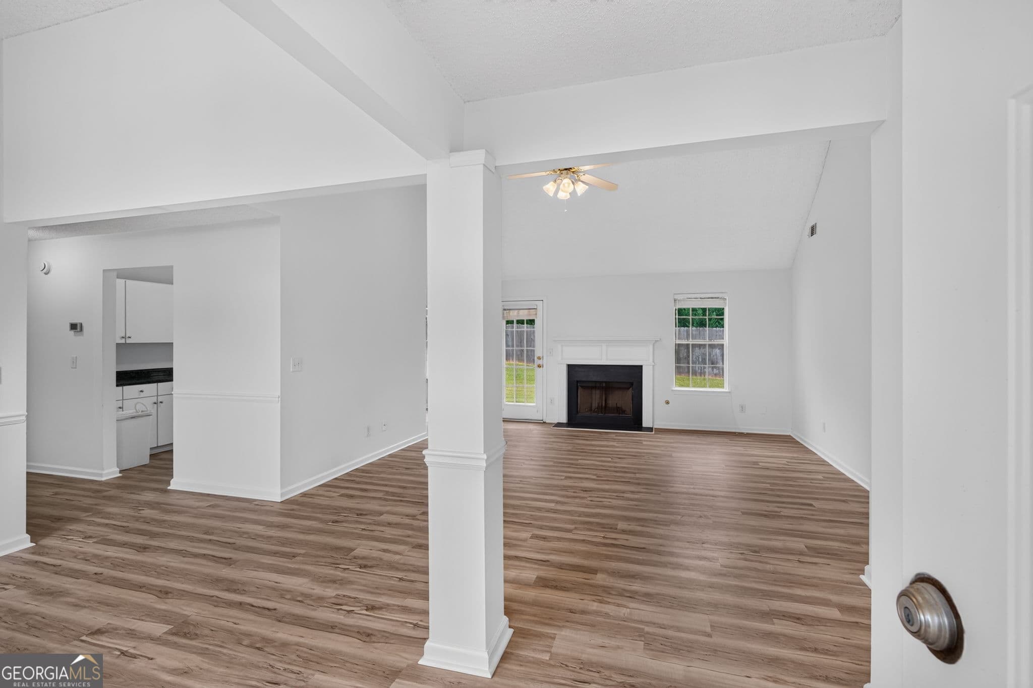 3 bedroom, 2 bathroom, 1,447 sq ft single family residence for sale at 4135 Green Field Drive, Douglasville, GA 30135 — photo 7