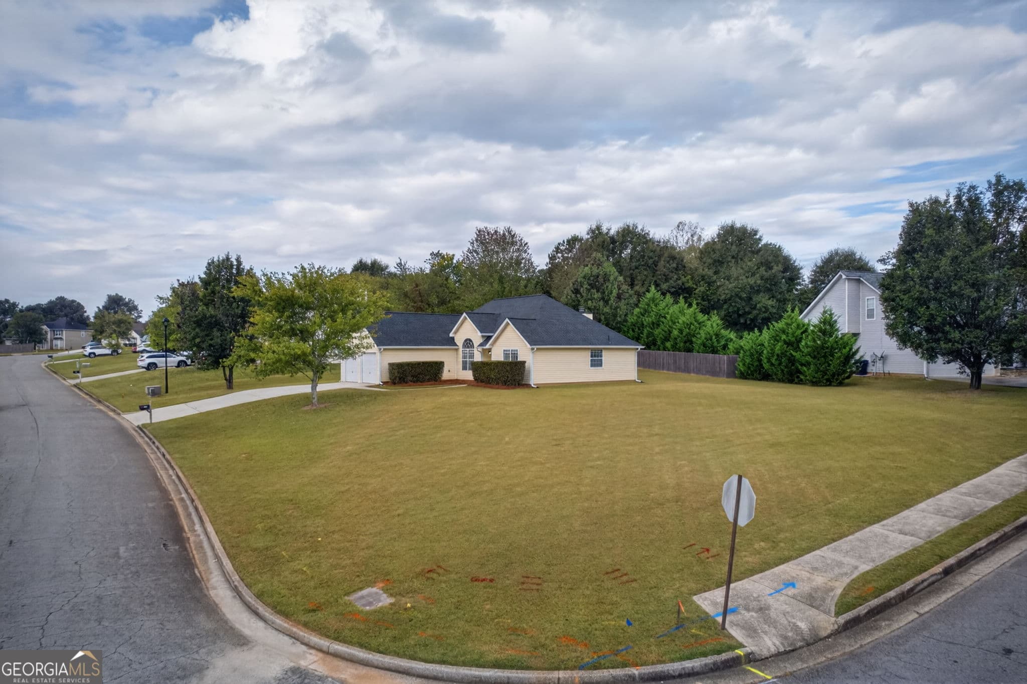 3 bedroom, 2 bathroom, 1,447 sq ft single family residence for sale at 4135 Green Field Drive, Douglasville, GA 30135