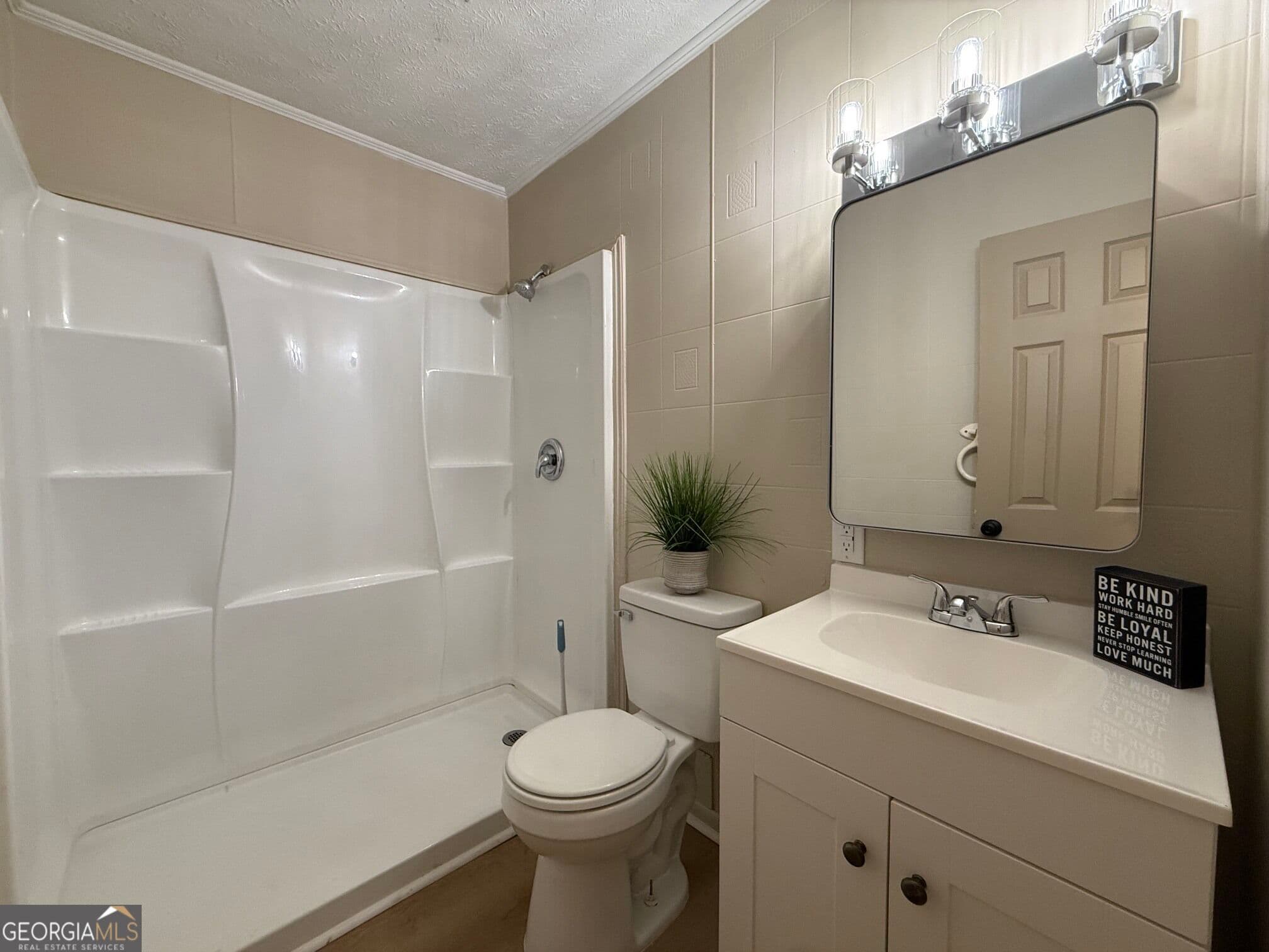 3 bedroom, 1.5 bathroom, 1,188 sq ft single family residence for sale at 1056 Green Meadow Drive, Madison, GA 30650 — photo 10