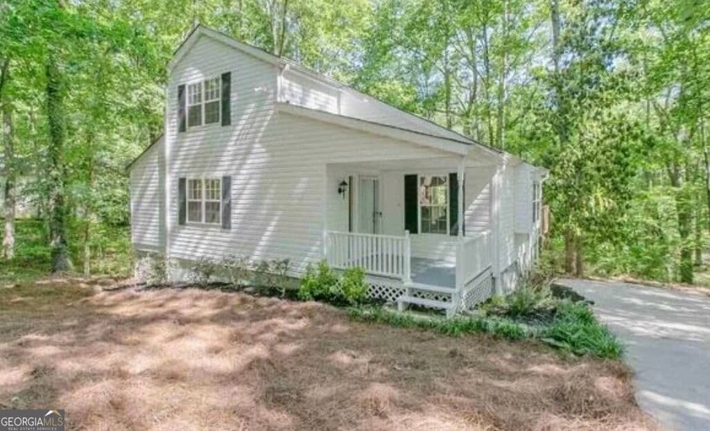 3 bedroom, 2.5 bathroom, 3,314 sq ft single family residence for sale at 6143 Belle Meade Drive, Villa Rica, GA 30180 — photo 1 of 14