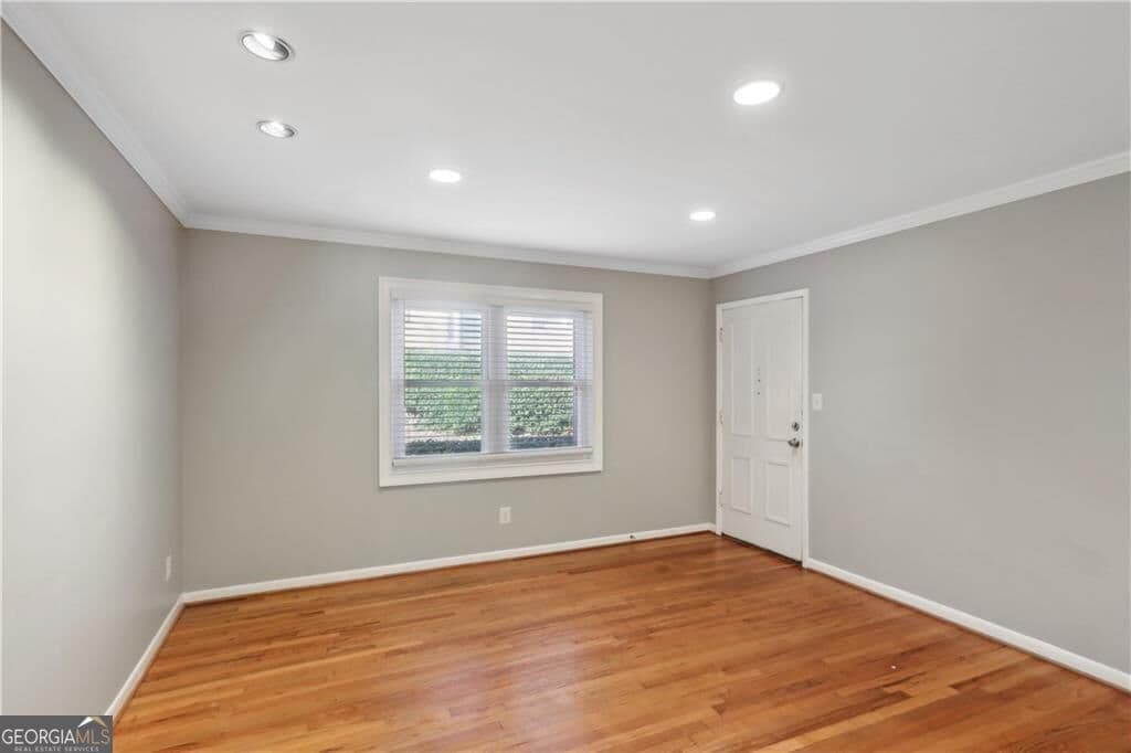 2 bedroom, 2 bathroom condominium for rent at 3510 Roswell Road J3, Atlanta, GA 30305 for $1,650 a month — photo 7