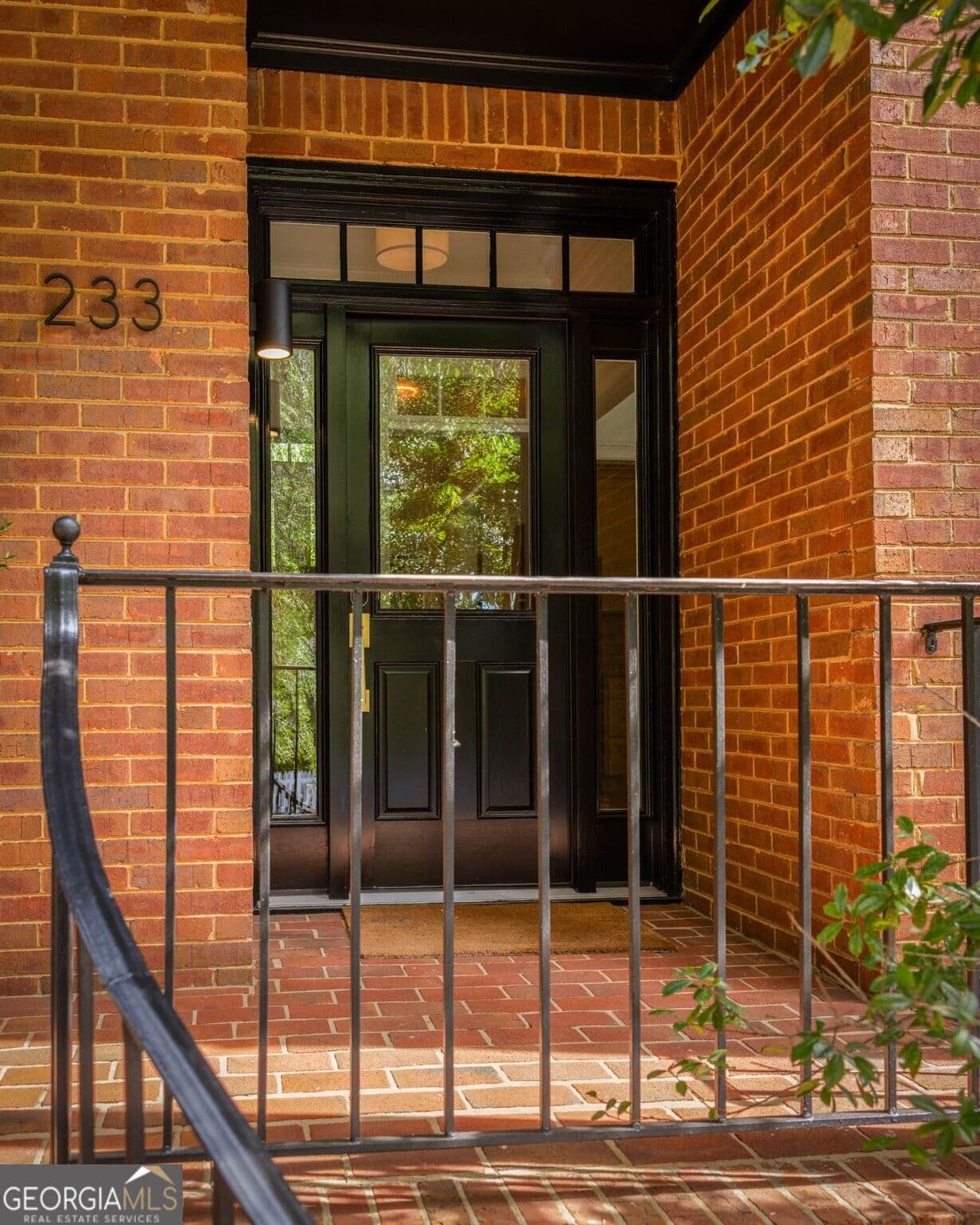 3 bedroom, 3.5 bathroom, 1,900 sq ft townhouse for sale at 233 Sycamore Place, Decatur, GA 30030 — photo 7