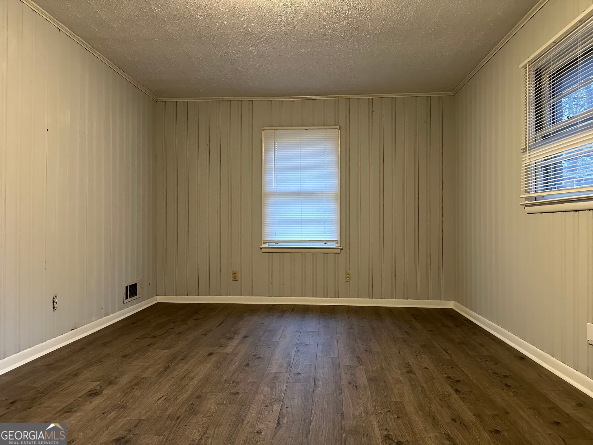 3 bedroom, 2 bathroom, 1,176 sq ft single family residence for rent at 4522 Ridge Drive, Forest Park, GA 30297 for $1,350 a month — photo 4