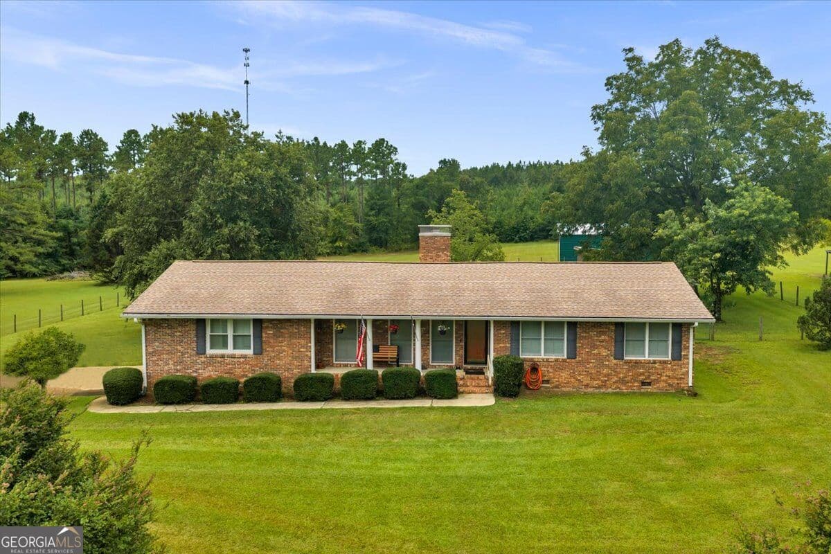 4 bedroom, 3 bathroom, 2,370 sq ft single family residence for sale at 2685 US Highway 441, Irwinton, GA 31042