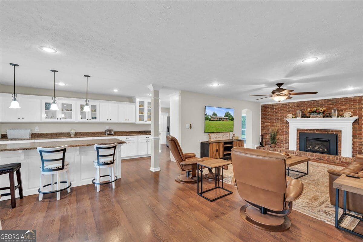 4 bedroom, 3 bathroom, 2,370 sq ft single family residence for sale at 2685 US Highway 441, Irwinton, GA 31042 — photo 9