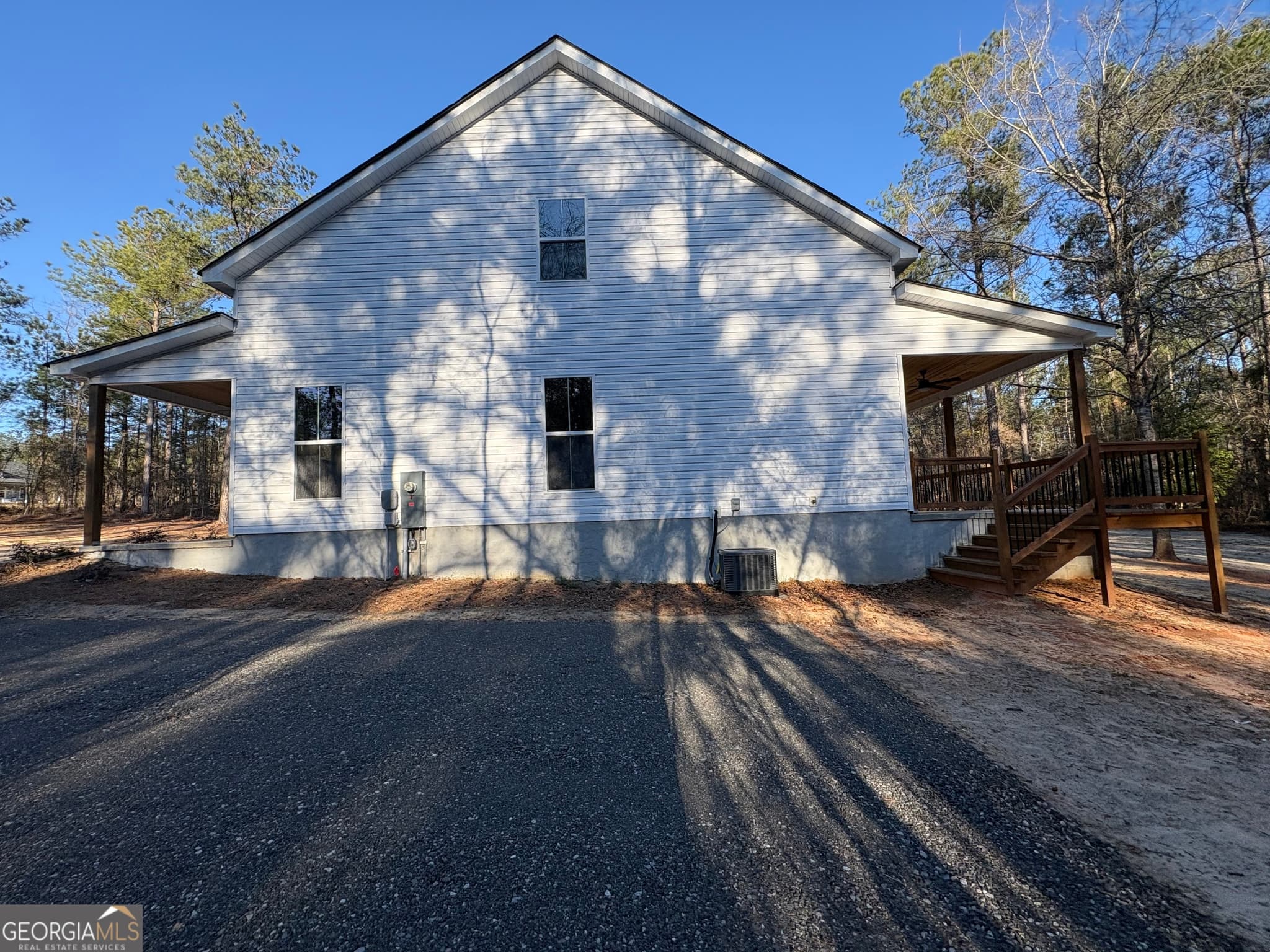 3 bedroom, 2.5 bathroom, 1,877 sq ft single family residence under contract at 435 Muskogee Trail, Dublin, GA 31021 — photo 4