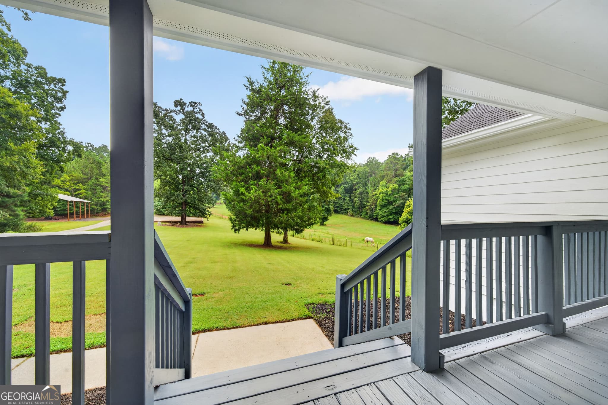 3 bedroom, 2 bathroom, 1,810 sq ft single family residence for sale at 1121 Ponder Pines Road, Madison, GA 30650 — photo 2