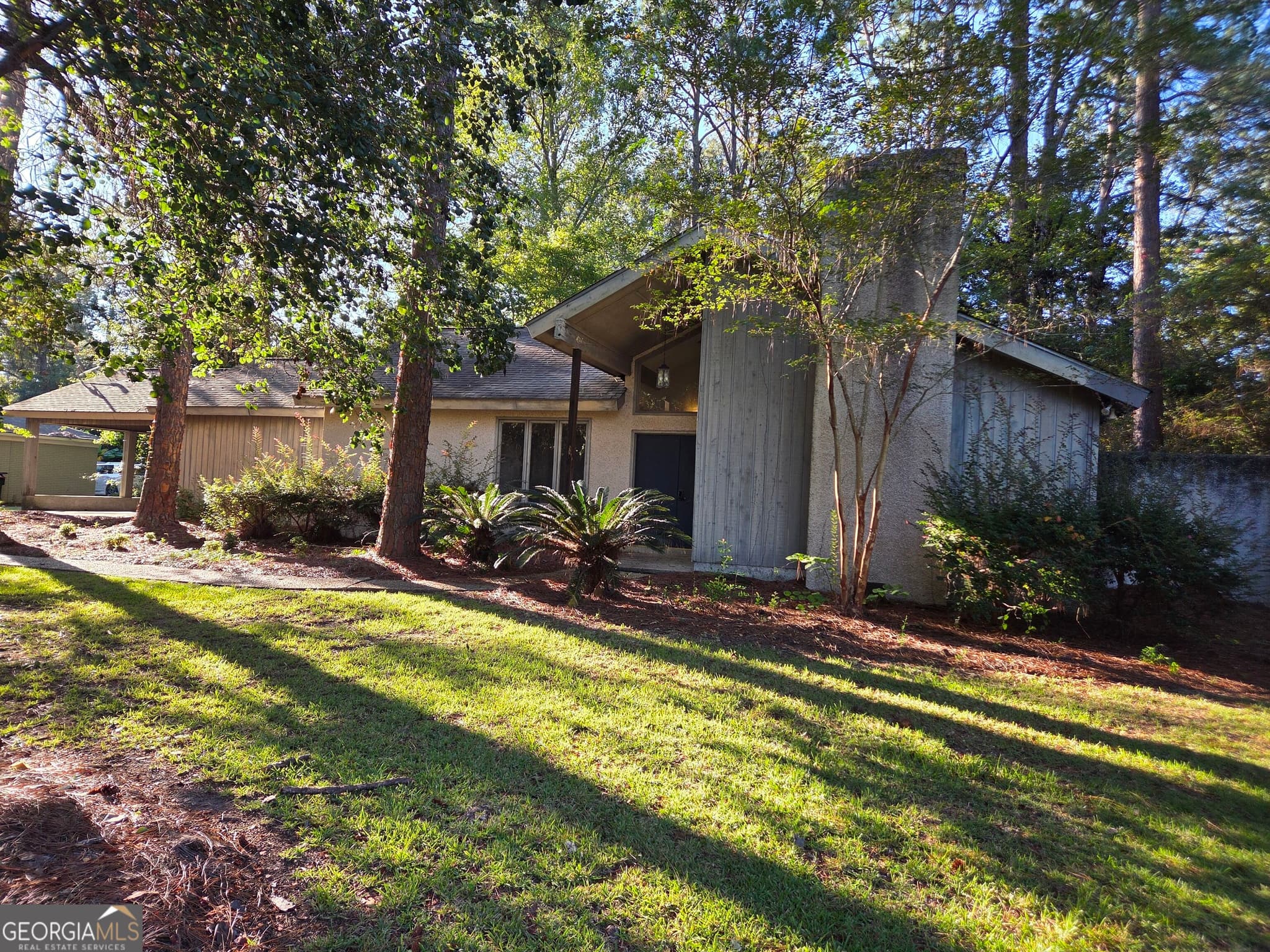 5 bedroom, 2 bathroom single family residence for rent at 112 Greenbriar Trail, Statesboro, GA 30458 for $1,800 a month