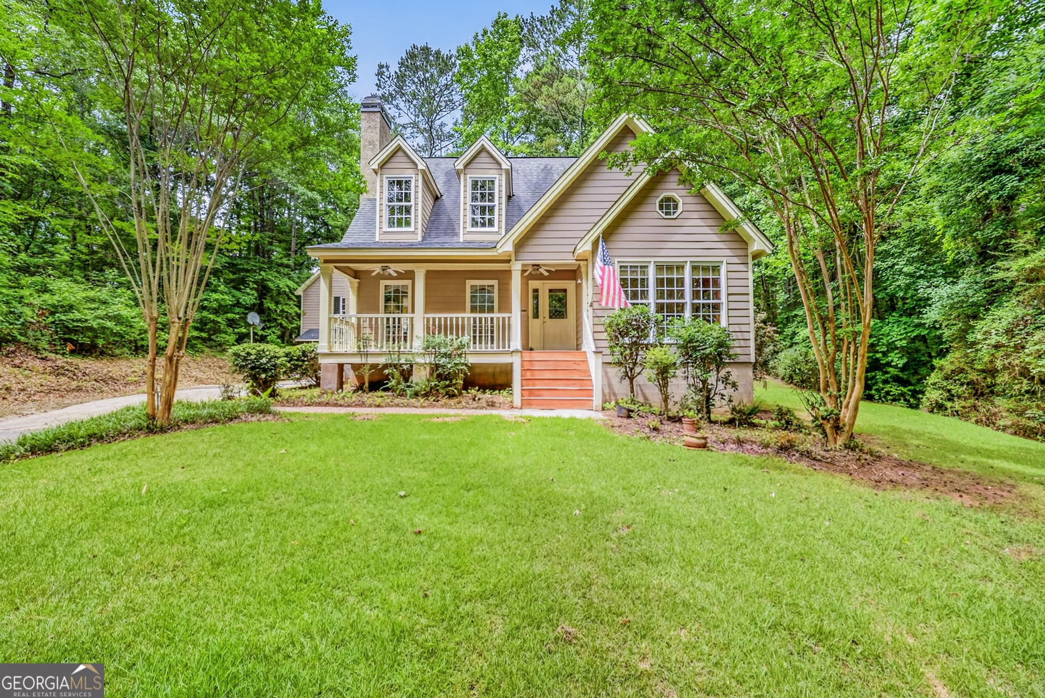 3 bedroom, 3 bathroom, 2,407 sq ft single family residence sold at 908 S WILLOWCREST Way, Lagrange, GA 30240