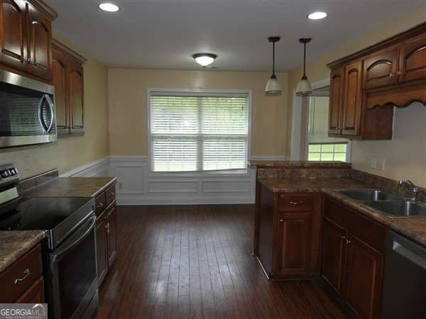 4 bedroom, 2 bathroom, 2,061 sq ft single family residence for rent at 164 Glynn Court, Hinesville, GA 31313 for $1,900 a month — photo 6