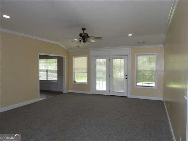 4 bedroom, 2 bathroom, 2,061 sq ft single family residence for rent at 164 Glynn Court, Hinesville, GA 31313 for $1,900 a month — photo 3