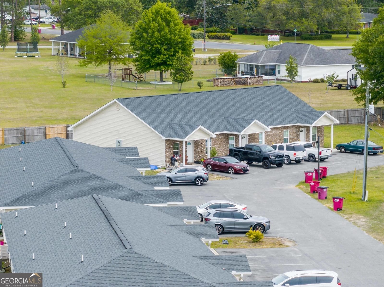 multi family for sale at 609 Beach Road, Baxley, GA 31513 — photo 6