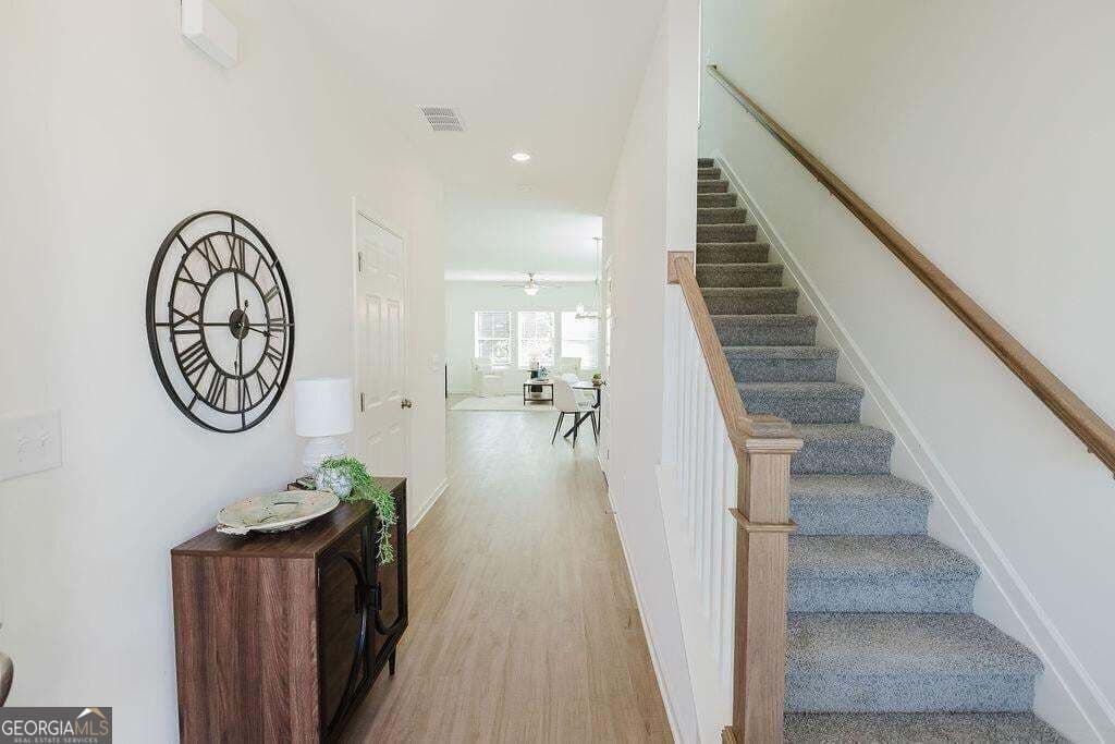 3 bedroom, 2.5 bathroom, 1,805 sq ft townhouse for sale at 74 Fausett Lane, Dawsonville, GA 30534 — photo 2