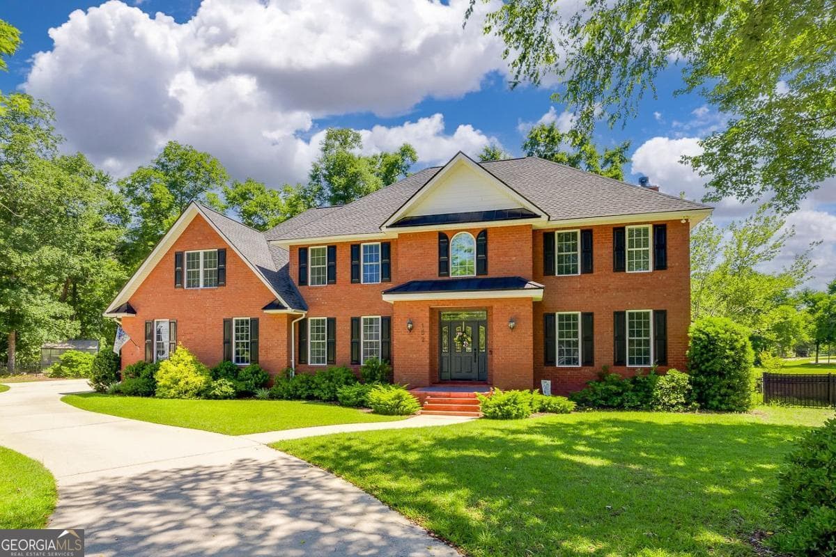 4 bedroom, 3.5 bathroom, 3,804 sq ft single family residence for sale at 152 Cambridge Drive, Rincon, GA 31326 — photo 3