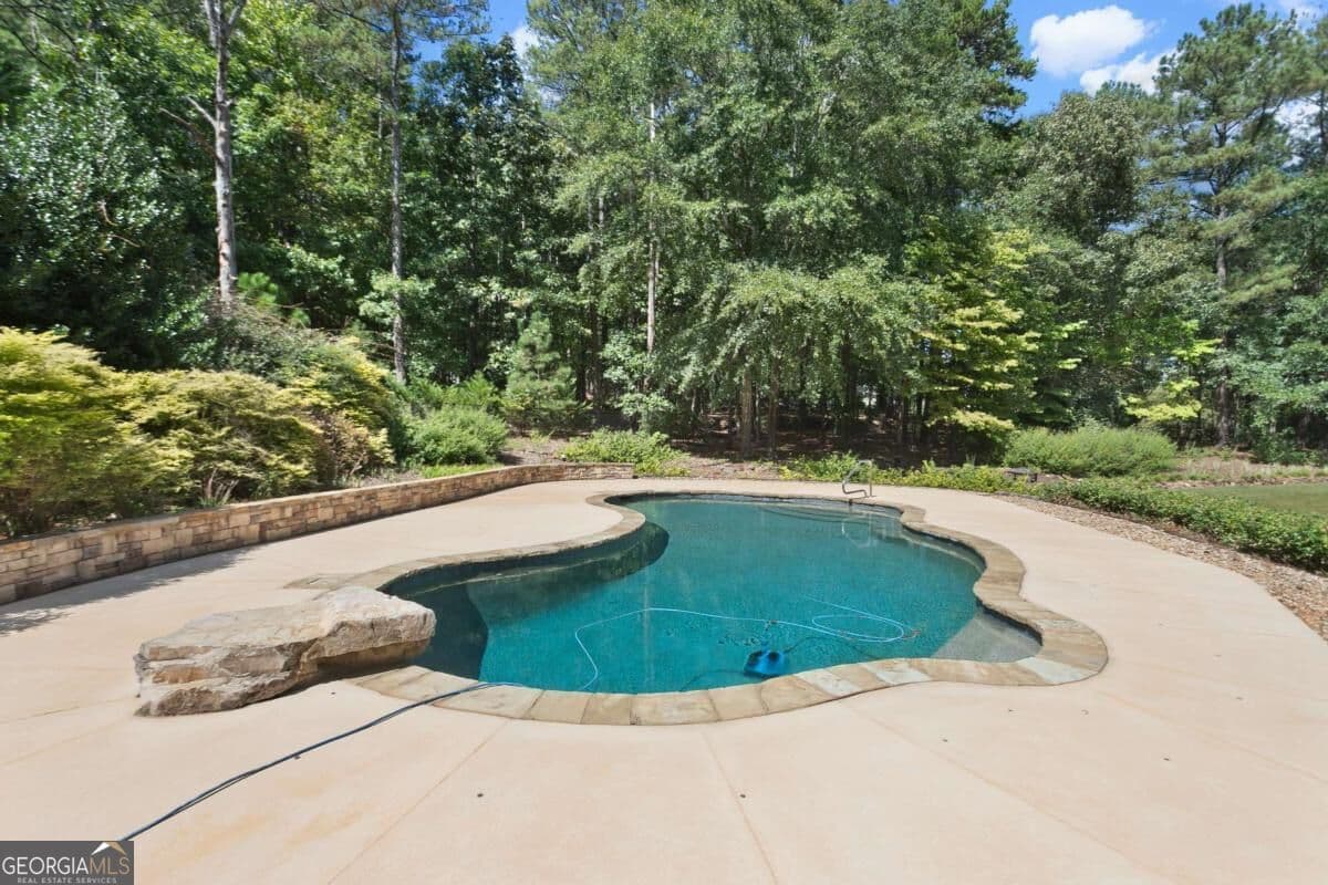 4 bedroom, 4.5 bathroom, 3,899 sq ft single family residence for sale at 1100 Coday Bluff, Athens, GA 30606 — photo 7