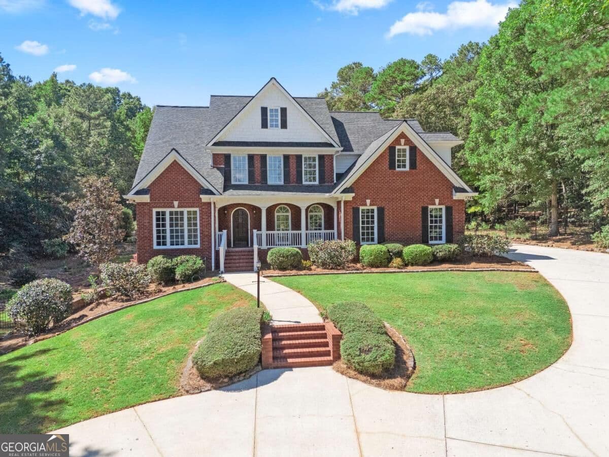 4 bedroom, 4.5 bathroom, 3,899 sq ft single family residence for sale at 1100 Coday Bluff, Athens, GA 30606 — photo 5