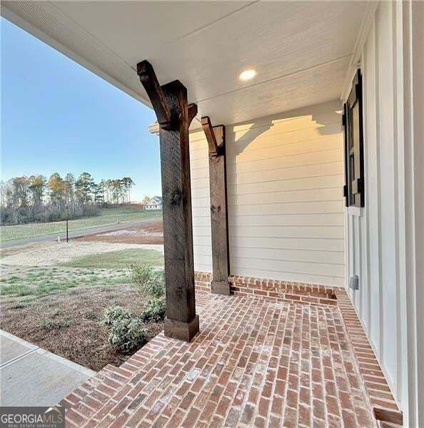 4 bedroom, 3.5 bathroom, 3,372 sq ft single family residence for sale at 122 PALISADE Drive, Rydal, GA 30171 — photo 2