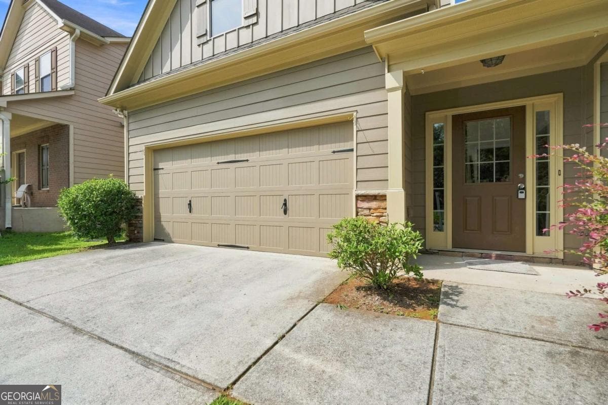 4 bedroom, 2.5 bathroom single family residence for sale at 4128 Brynhill Lane, Buford, GA 30518 — photo 2