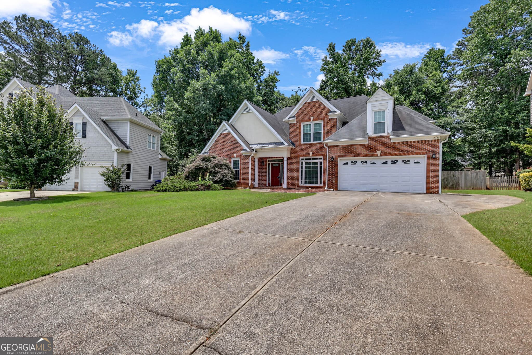 4 bedroom, 2.5 bathroom, 2,364 sq ft single family residence for sale at 275 ROSE IVY Court, Lawrenceville, GA 30043 — photo 3