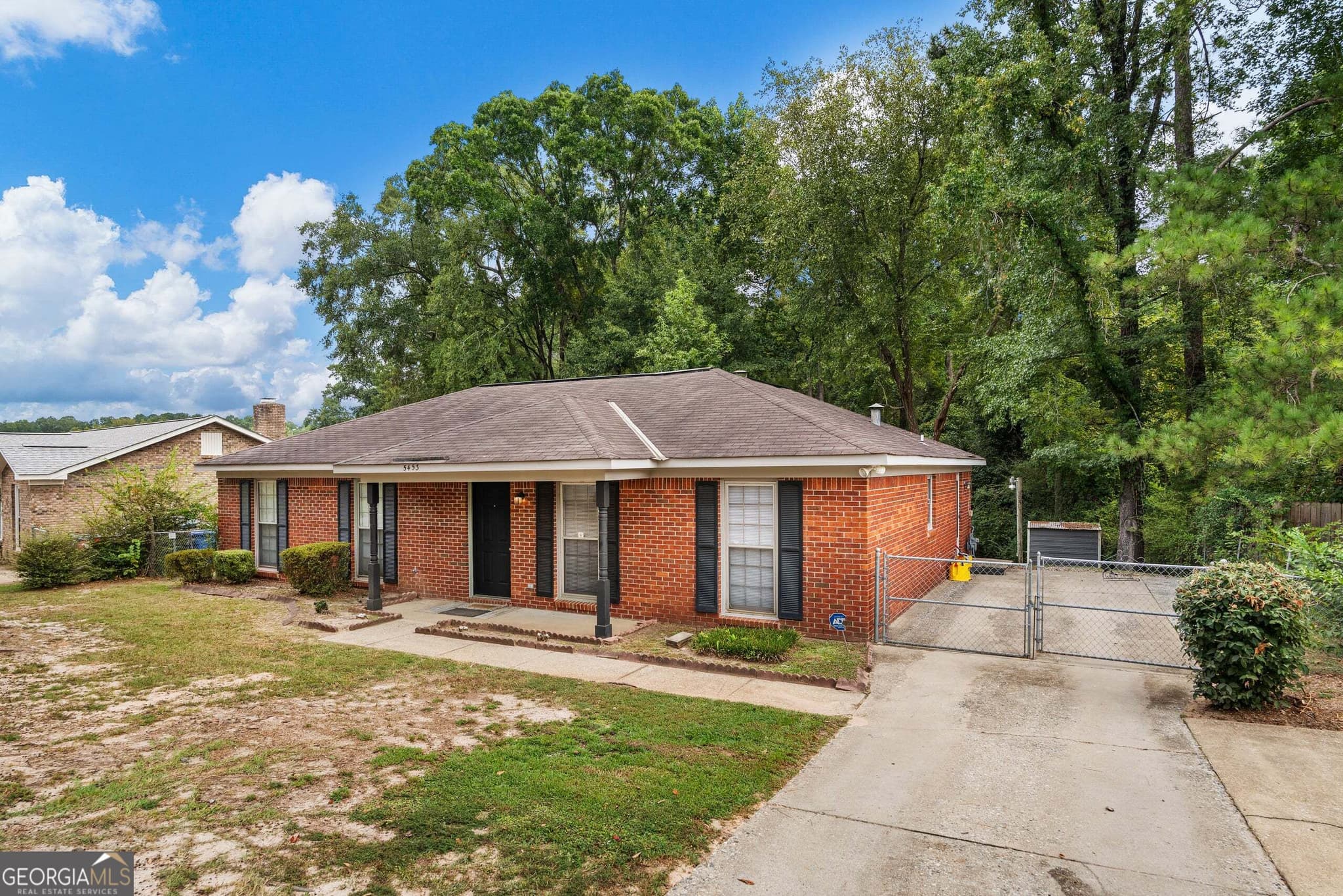 3 bedroom, 2 bathroom, 1,346 sq ft single family residence for sale at 5453 Cranston Drive, Columbus, GA 31907 — photo 2