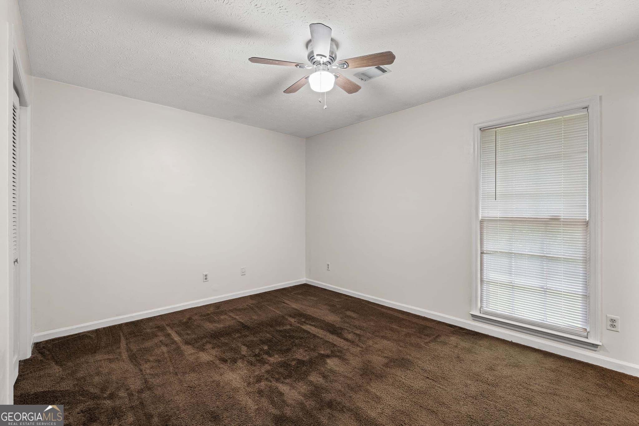 3 bedroom, 2 bathroom, 1,346 sq ft single family residence for sale at 5453 Cranston Drive, Columbus, GA 31907 — photo 7