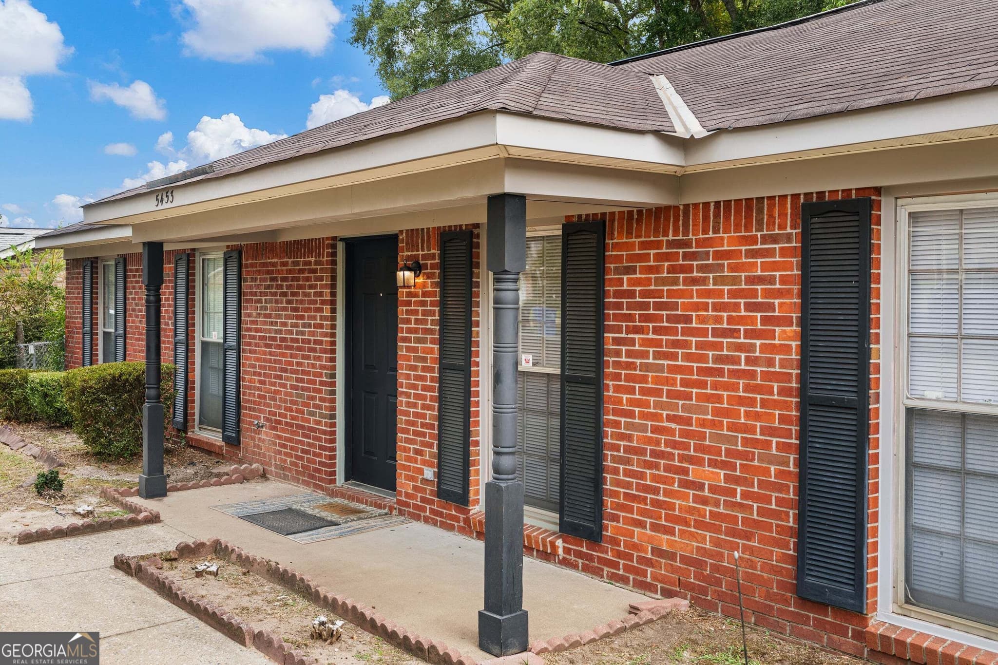 3 bedroom, 2 bathroom, 1,346 sq ft single family residence for sale at 5453 Cranston Drive, Columbus, GA 31907 — photo 3