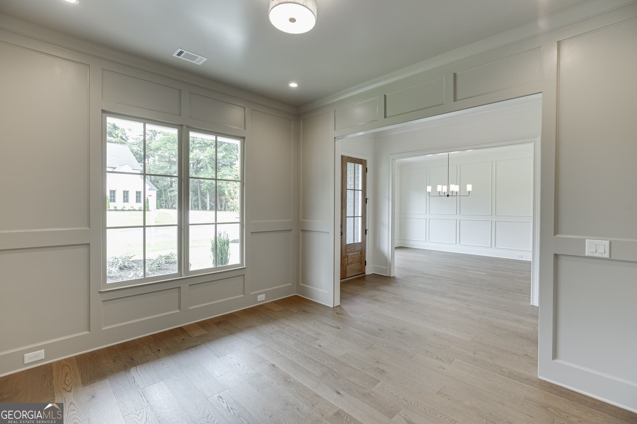 4 bedroom, 3.5 bathroom, 3,976 sq ft single family residence for sale at 2975 N Bogan Road 4, Buford, GA 30519 — photo 9