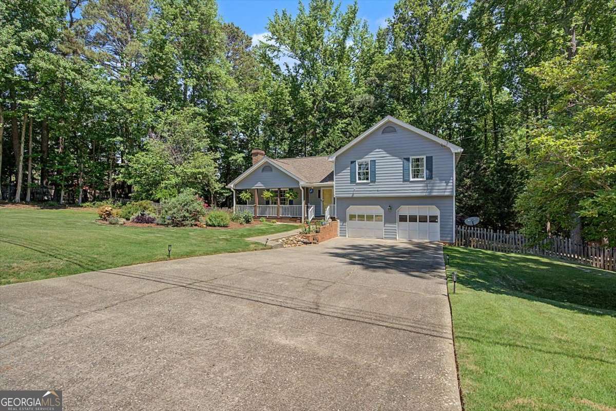 3 bedroom, 2 bathroom single family residence sold at 1354 W Prospect Drive, Lawrenceville, GA 30043