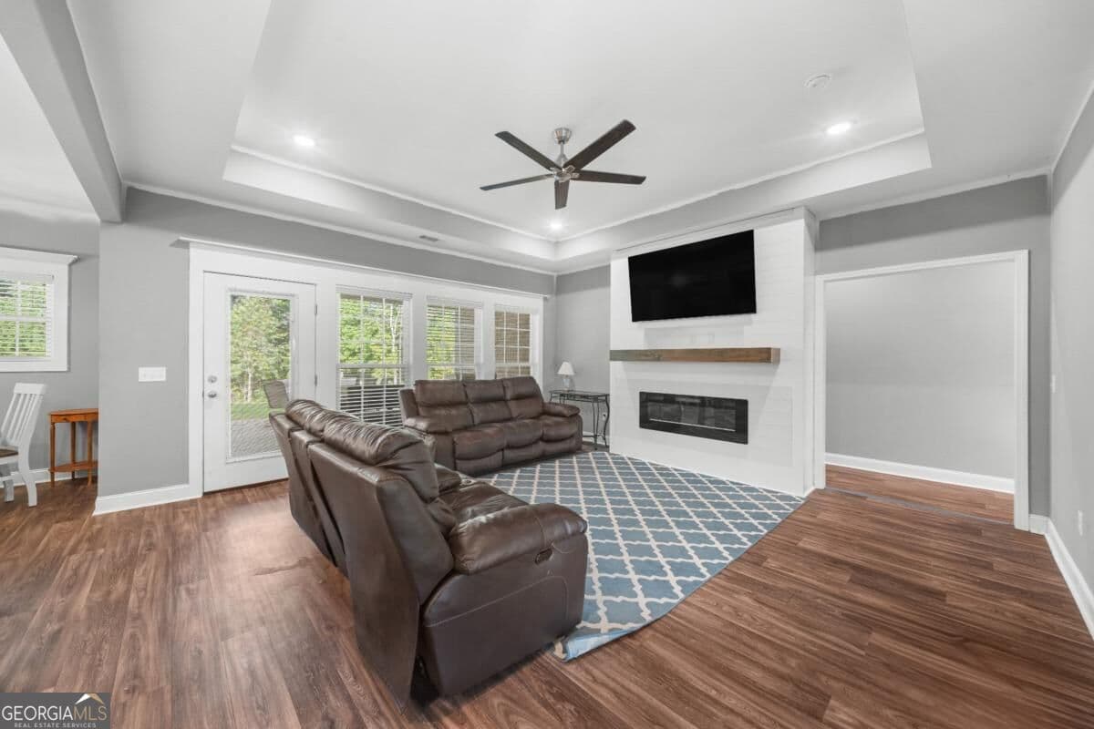 5 bedroom, 3.5 bathroom, 3,037 sq ft single family residence for sale at 500 Mock Street, Sylvania, GA 30467 — photo 5