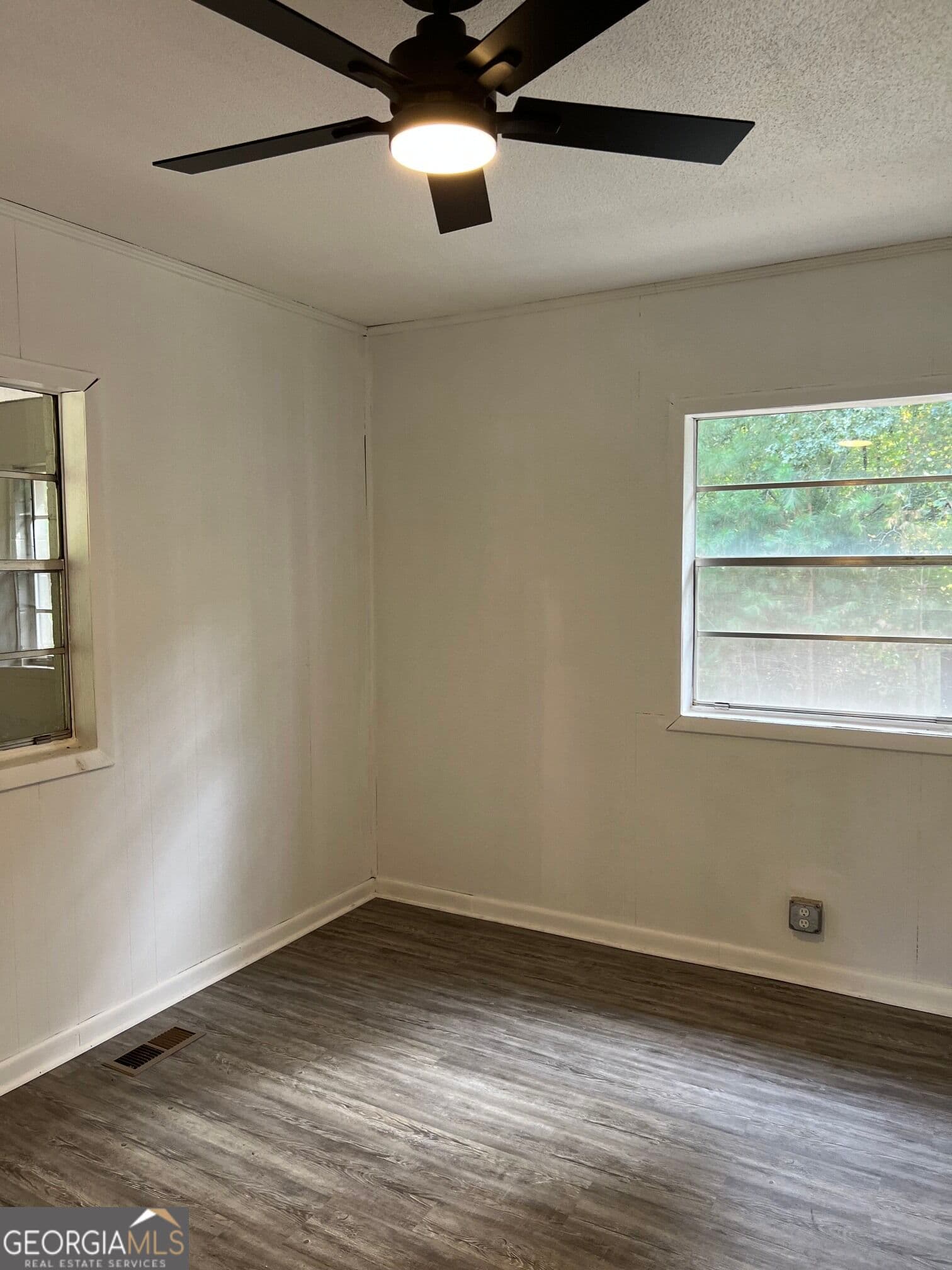 3 bedroom, 1 bathroom, 1,196 sq ft single family residence for rent at 2097 Savage Road, Bogart, GA 30622 for $1,800 a month — photo 4