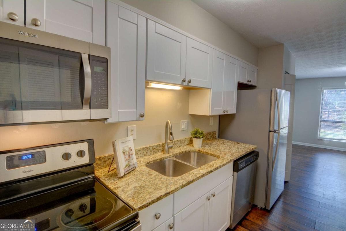 2 bedroom, 1 bathroom, 977 sq ft condominium for sale at 6241 Overlook Road 6241, Peachtree Corners, GA 30092 — photo 7