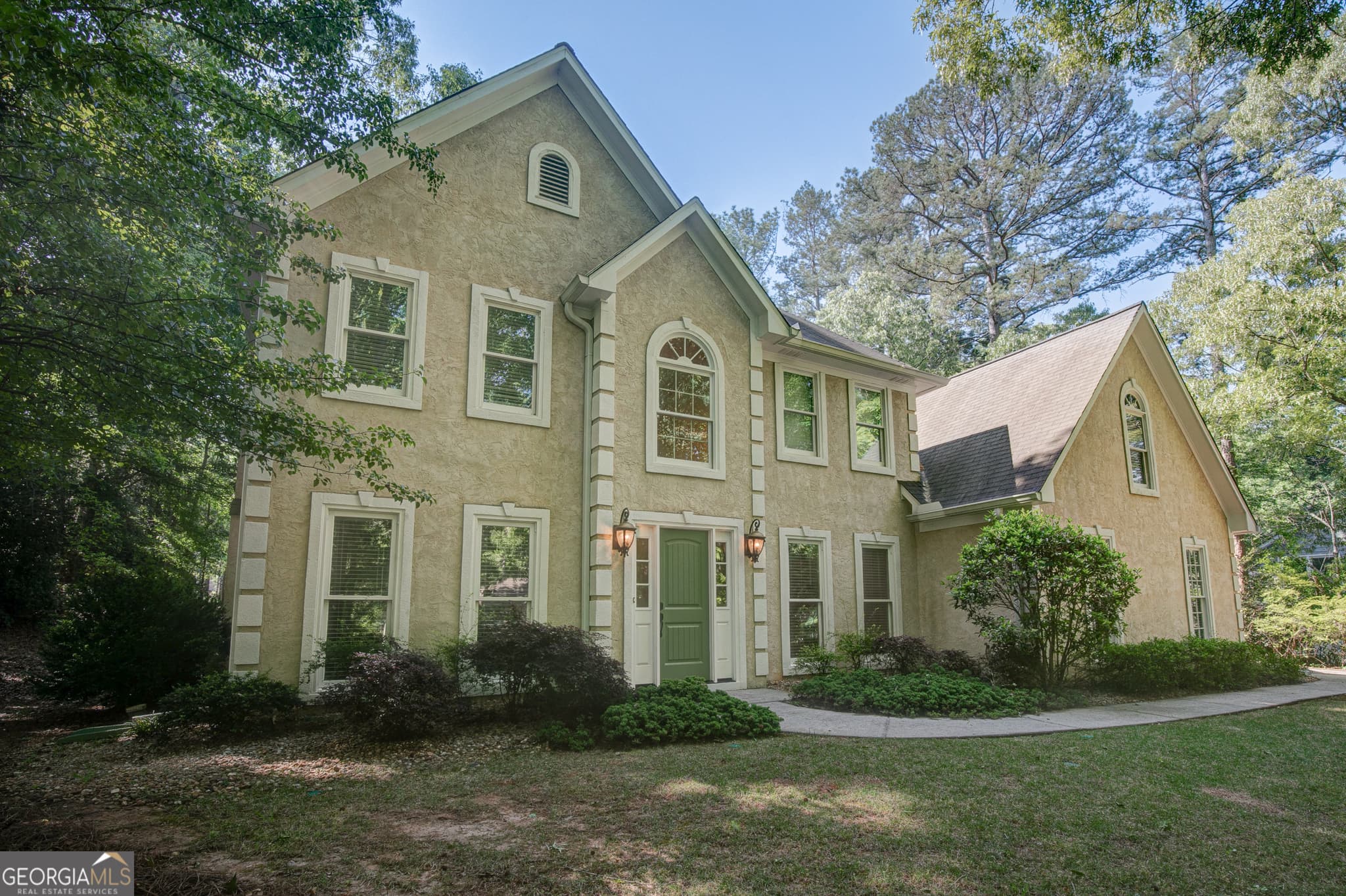 4 bedroom, 2.5 bathroom, 2,573 sq ft single family residence sold at 324 Legacy Lane, Peachtree City, GA 30269