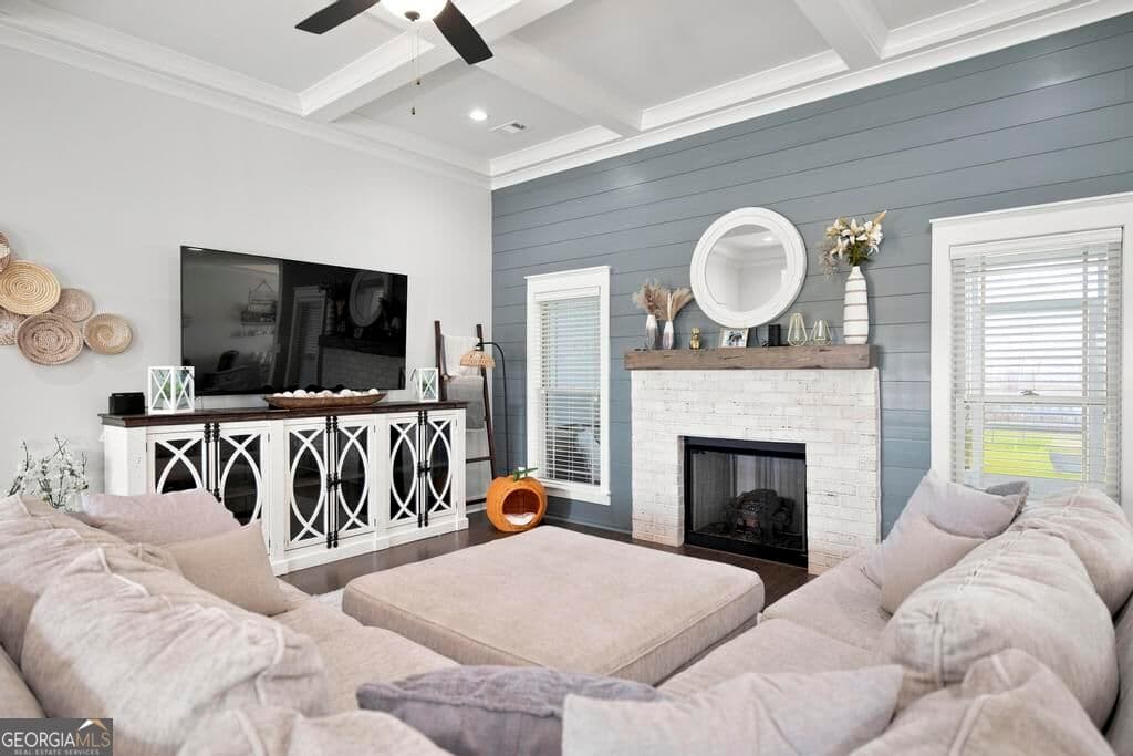 4 bedroom, 3 bathroom, 2,412 sq ft single family residence for sale at 305 Foxberry Nook, Kathleen, GA 31047 — photo 9