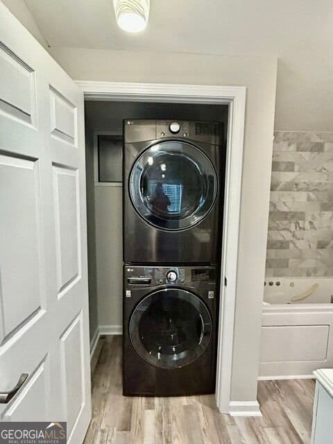 2 bedroom, 2 bathroom, 1,375 sq ft single family residence for sale at 142 Mabry Road, Jackson, GA 30233 — photo 6