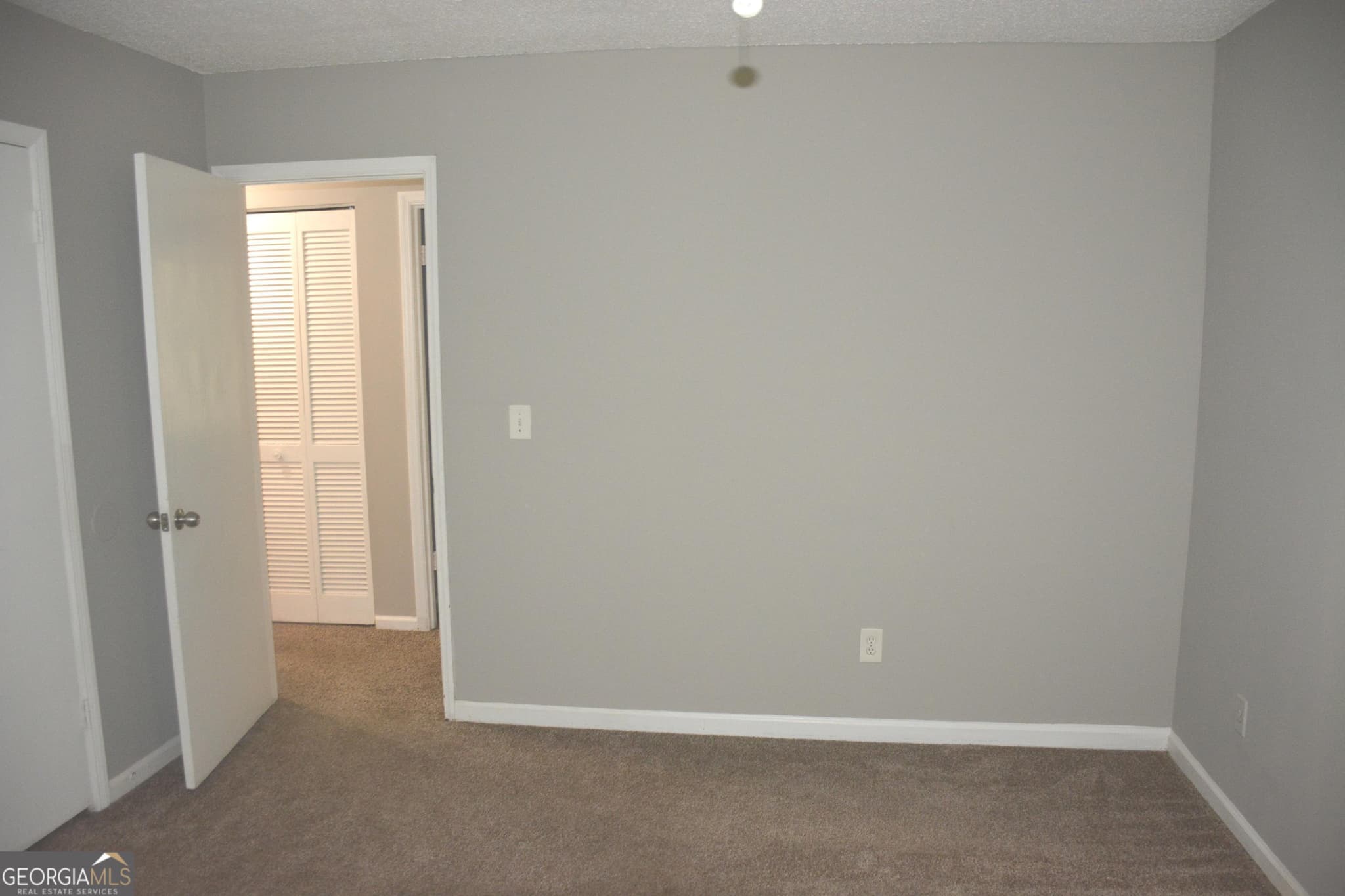 3 bedroom, 2 bathroom, 1,222 sq ft single family residence for rent at 4952 Isle Royal Court, Stone Mountain, GA 30088 for $1,650 a month — photo 10
