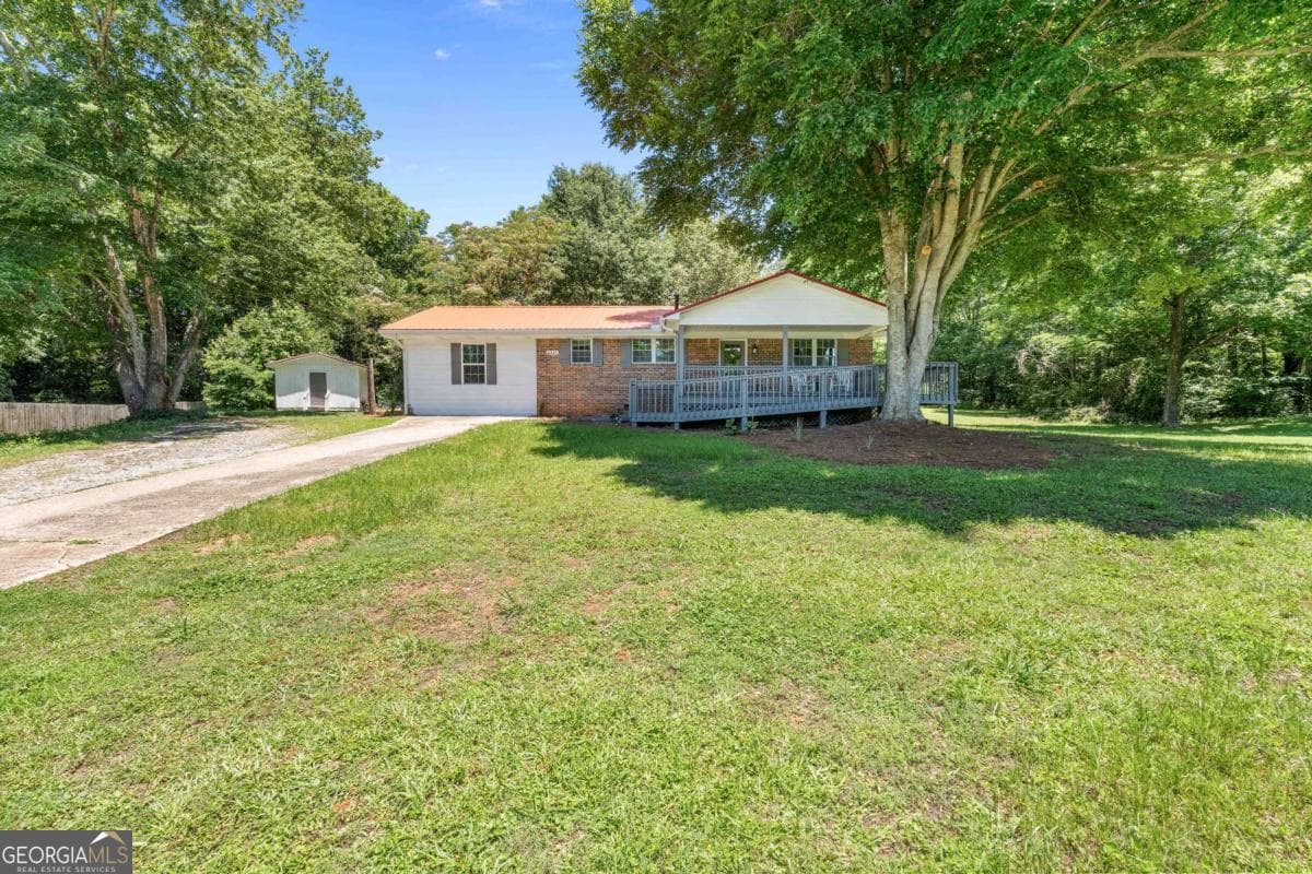 4 bedroom, 2 bathroom, 1,560 sq ft single family residence sold at 2385 Mount Zion Road, Carrollton, GA 30116