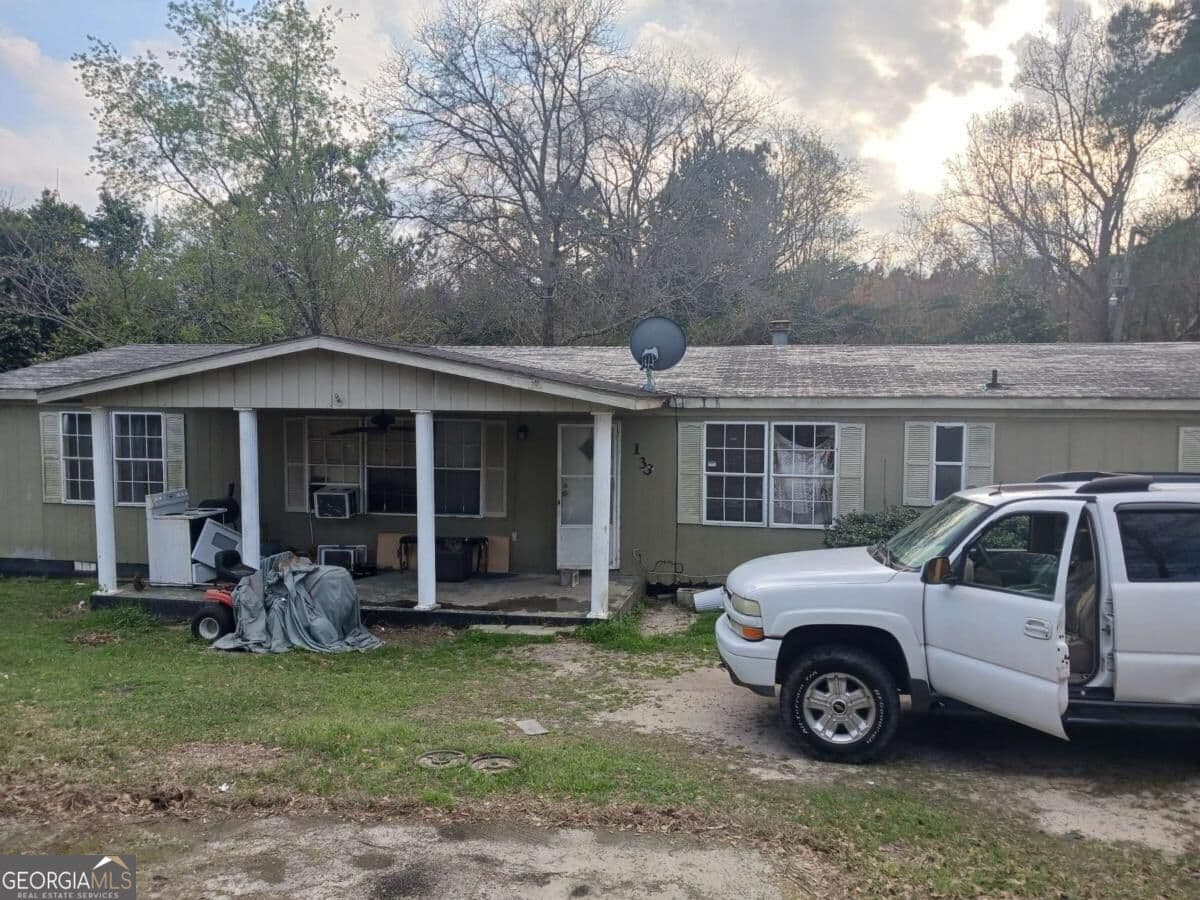4 bedroom, 2 bathroom, 1,848 sq ft manufactured home,single family residence for sale at 133 Mckinnon Street, Claxton, GA 30417
